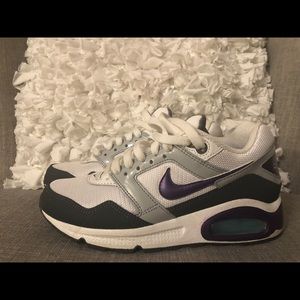 Nike AirMax Navigate Sz 6.5